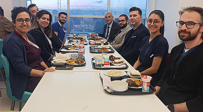 MÜDÜR GÖRGÜLÜ SAĞLIK PERSONELİYLE İFTARDA BULUŞTU
