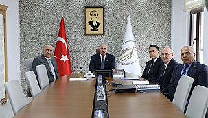 VALİ TORAMAN BAŞKANLIĞINDA DEĞERLENDİRME TOPLANTISI