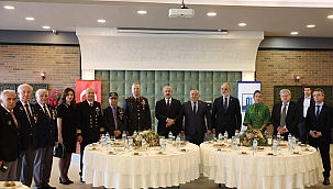 VALİLİKTEN BAYRAMLAŞMA 