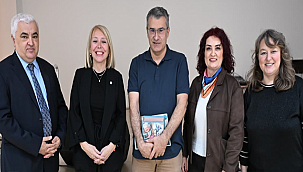 YAŞLILAR HAFTASI'NDA ALTIN YILLAR MERKEZİNDE SÖYLEŞİ DÜZENLENDİ