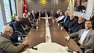 YENİ ÜYELERE ROZET TAKILDI