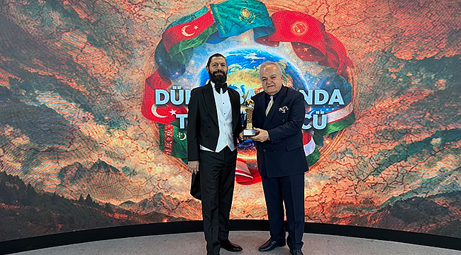 AKİF MANAF'A "TÜRK DÜNYASI BARIŞ ÖDÜLÜ" VERİLDİ