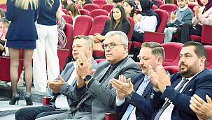 BAŞKAN ELBİ'DEN LOJİSTİK ZİRVESİNDE ÖNEMLİ MESAJLAR