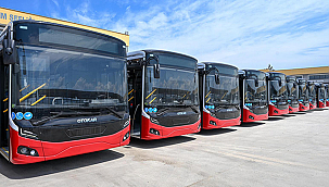 ÇANAKKALE'DE KENT İÇİ ULAŞIM GÜÇLENİYOR: 13 YENİ OTOBÜS HİZMETE BAŞLADI