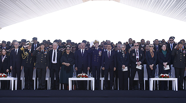 ÇANAKKALE KARA SAVAŞLARI'NIN 111. YILI ANMA TÖRENİ ŞEHİTLER ABİDESİ'NDE GERÇEKLEŞTİ