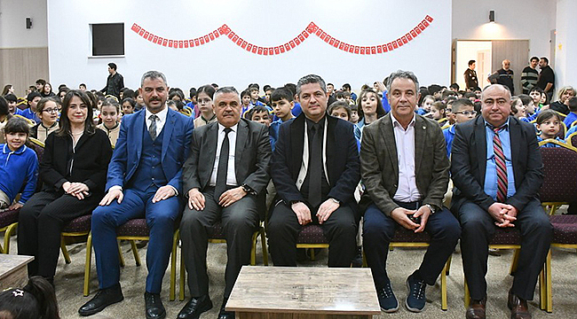 ÇOMÜ, "İŞKUR'LU GENÇLİK SAHNEDE BULUŞUYOR" PROJESİYLE GENÇLERİN YANINDA