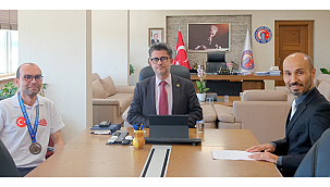 ÇOMÜ'LÜ ÖĞRENCİ TÜRKİYE ÜÇÜNCÜSÜ OLDU