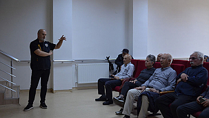 "DİJİTAL PUSULA" İLE SİBER FARKINDALIK SEMİNERİ