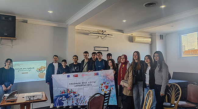 ERASMUS+ KAPSAMINDA ÖĞRENCİLER BRÜKSEL'DE HAREKETLİLİĞE KATILDI