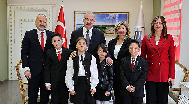 GELECEĞİN TEMİNATI ÇOCUKLAR VALİLİKTE AĞIRLANDI