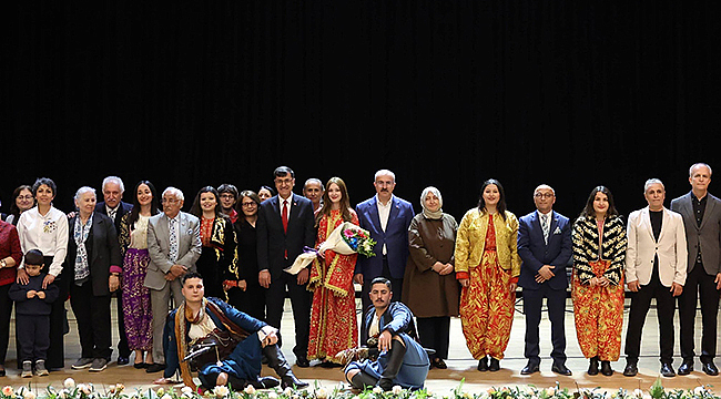 KÜTAHYA'NIN KÜLTÜREL ZENGİNLİĞİ ÇOMÜ'DE SAHNELENDİ