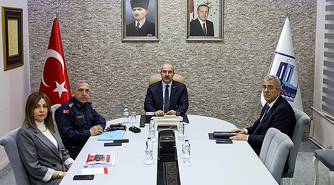 OKULLARDA GÜVENLİK ÖNLEMLERİ VKS TOPLANTISINDA DEĞERLENDİRİLDİ