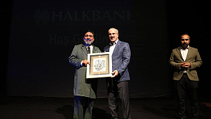 SAFAHAT'TAN SAHNEYE: "FİRAVUNLA YÜZ YÜZE" ÇOMÜ'DE SAHNELENDİ