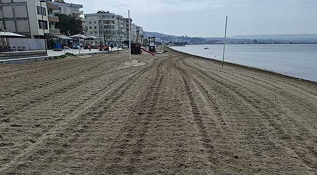 SAHİL TEMİZLİKLERİ ARALIKSIZ DEVAM EDİYOR