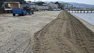 SAHİL TEMİZLİKLERİ ARALIKSIZ DEVAM EDİYOR