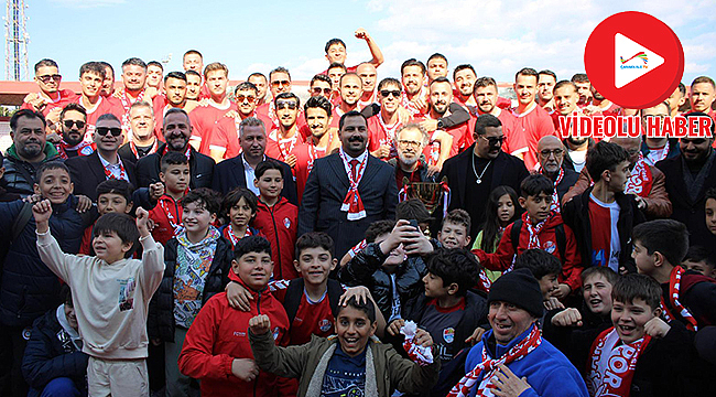 ŞAMPİYONLUK COŞKUSU ÇANAKKALE'Yİ SARDI