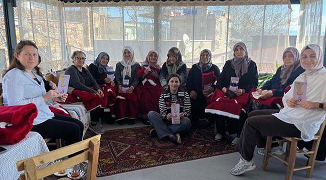 "ŞİDDETSİZ YARINLARA" PROJESİ AHMETÇE KÖYÜ'NDE ANLATILDI