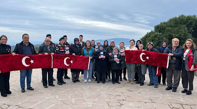 "ŞİDDETSİZ YARINLARA" PROJESİ AYVACIK'TA VATANDAŞLARLA BULUŞTU