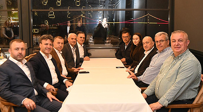 AK PARTİLİ BAŞKANLAR GELİBOLU'DA BULUŞTU