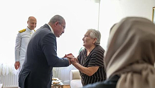 ÇANAKKALE VALİSİ ÖMER TORAMAN'DAN ŞEHİT VE GAZİ AİLELERİNE BAYRAM ZİYARETİ