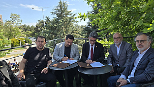 ÇANAKKALESPOR İLE ÇOMÜ ARASINDA İŞ BİRLİĞİ PROTOKOLÜ İMZALANDI