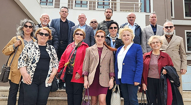 İYİ PARTİ HEYETİNDEN HALİL ERTUĞRUL'A HAYIRLI OLSUN ZİYARETİ