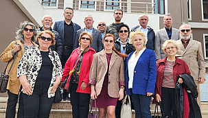 İYİ PARTİ HEYETİNDEN HALİL ERTUĞRUL'A HAYIRLI OLSUN ZİYARETİ