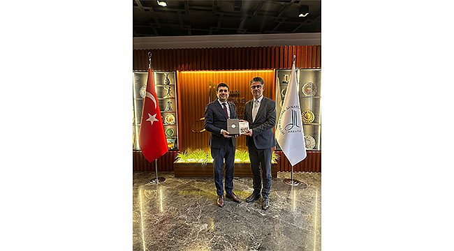 REKTÖR ERENOĞLU'NDAN ANKARA MÜZİK VE GÜZEL SANATLAR ÜNİVERSİTESİNE ZİYARET