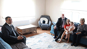 ŞEHİT ANNELERİNE ANNELER GÜNÜ ZİYARETİ