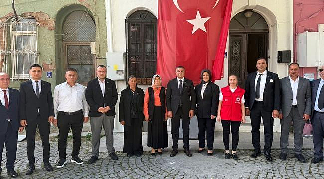 ''ŞEHİTLER DİYARI ÇANAKKALE'DE ŞEHİT YAKINLARIMIZ VE GAZİLERİMİZE REVA GÖRÜLEN TABLO BİZLERİ DERİNDEN ÜZMÜŞTÜR''