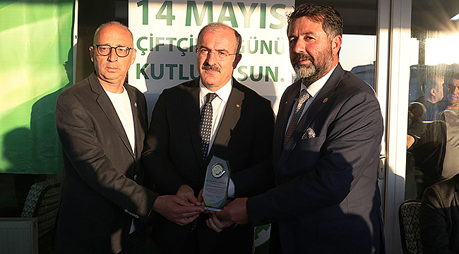 VALİ TORAMAN BİGA'DA ÇİFTÇİLERLE BULUŞTU