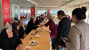 VALİ TORAMAN'IN EŞİ NEŞE TORAMAN, ŞEHİT AİLELERİYLE BİR ARAYA GELDİ