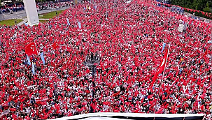 ANKARA'DA ÇANAKKALE RÜZGÂRI ESTİ