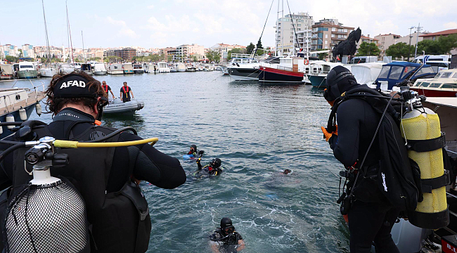 ÇANAKKALE'DE DENİZ DİBİ TEMİZLİĞİYLE ÇEVRE FARKINDALIĞI OLUŞTURULDU