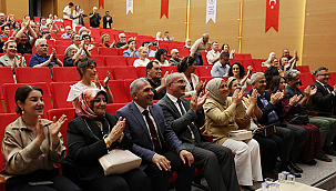 RUMELİ TÜRKÜLERİ ÇOMÜ'DE GÖNÜLLERE DOKUNDU