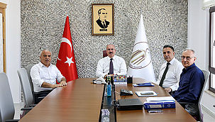 VALİ TORAMAN BAŞKANLIĞINDA İL ÖZEL İDARESİ ÇALIŞMALARI DEĞERLENDİRİLDİ