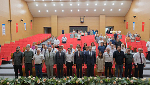 ÇOMÜ'DE BELGESEL GÖSTERİMİ VE PANEL DÜZENLENDİ
