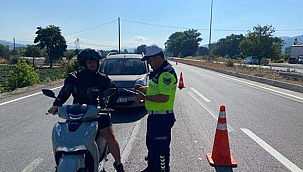 JANDARMADAN MOTOSİKLET DENETİMİ: 14 ARAÇ TRAFİKTEN MEN EDİLDİ