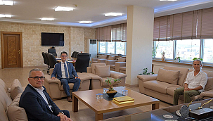 KOMRAT DEVLET ÜNİVERSİTESİ REKTÖRÜ ÇOMÜ'YÜ ZİYARET ETTİ