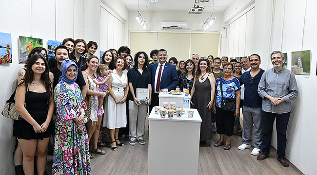 KUŞ UÇUŞU SERGİSİ AÇILDI