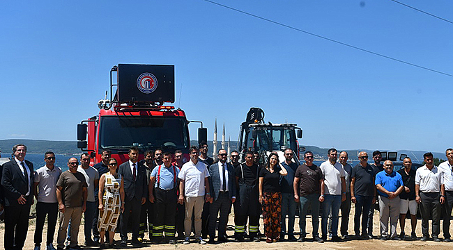 REKTÖR ERENOĞLU, YANGINLA MÜCADELEDE GÖREV ALAN ÇOMÜ PERSONELİYLE BİR ARAYA GELDİ