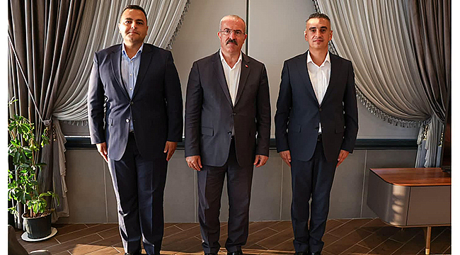 VALİ TORAMAN, GÖREV DEĞİŞİKLİĞİ YAŞAYAN SAHİL GÜVENLİK KOMUTANLARIYLA VEDALAŞTI