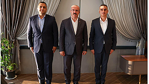 VALİ TORAMAN, GÖREV DEĞİŞİKLİĞİ YAŞAYAN SAHİL GÜVENLİK KOMUTANLARIYLA VEDALAŞTI