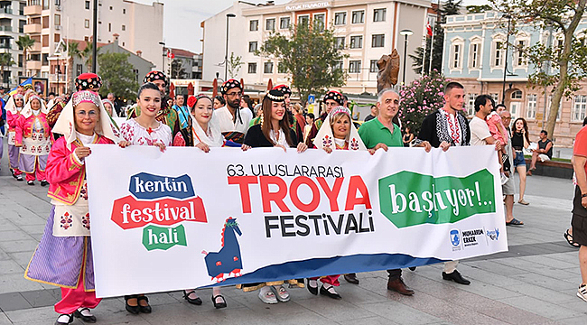 63. ULUSLARARASI TROYA FESTİVALİ ETKİNLİKLERİ KORTEJ VE DANS FESTİVALİ İLE BAŞLADI