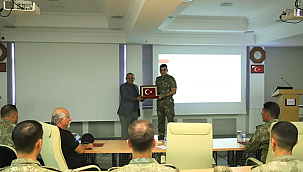 AÇASAM MÜDÜRÜ DR. İSMAİL SABAH'TAN HARBİYELİLERE KONFERANS