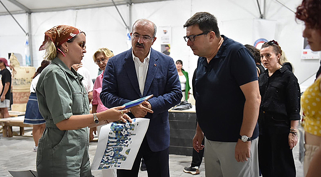 "BELGE TAKDİM TÖRENİ VE KAMUSAL ALAN SERAMİK HEYKEL PİŞİRİMİ ETKİNLİĞİ" 