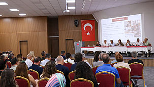 ÇANAKKALE'DE OKUL MÜDÜRLERİYLE YENİ EĞİTİM YILI TOPLANTISI