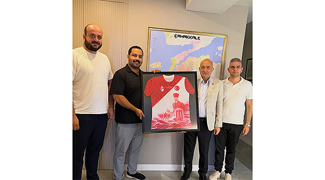 ÇANAKKALESPOR'DAN AYHAN GİDER'E 60. YIL FORMASI