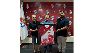 ÇANAKKALESPOR'DAN İSMAİL KAŞDEMİR'E 60. YIL FORMASI