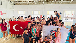 ÇOMÜ'DE ZAFER COŞKUSU SU ALTINA TAŞINDI